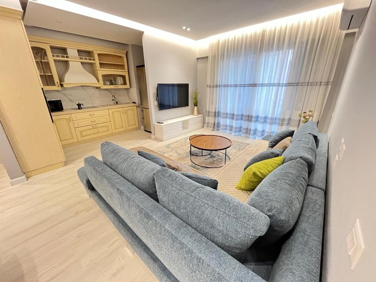 Flat 86 - Explore The Heart Of *
